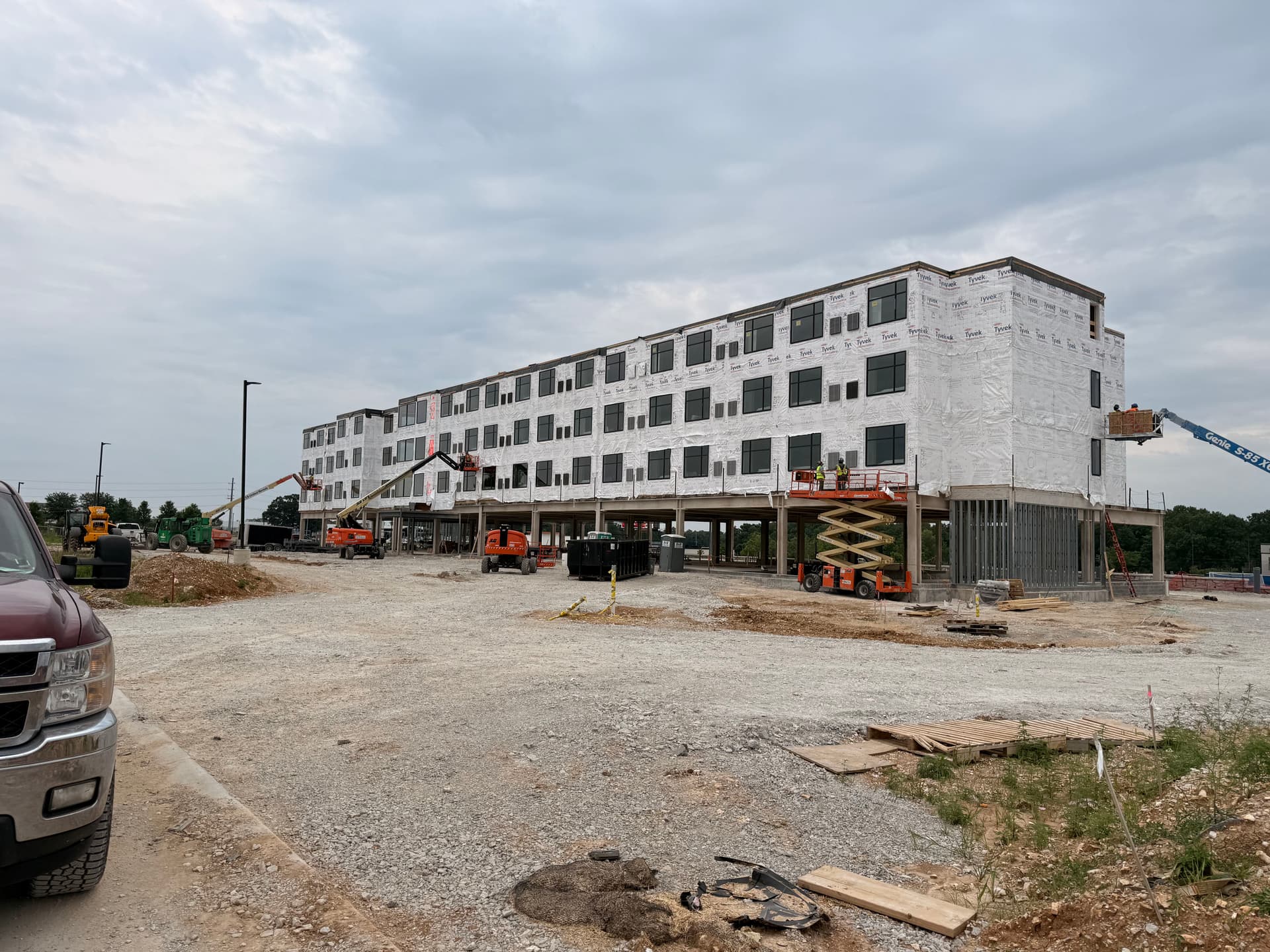 Gallery photos for Welding and Fab Work on a Large-Scale Hotel Build: Image #1